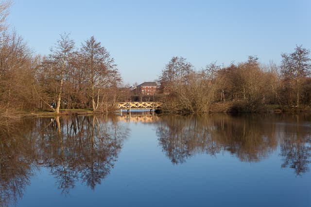 Lake and bridge in Lakeside Country Park, Eastleigh
